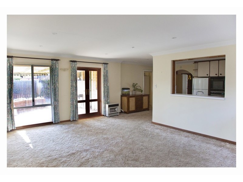 32 Holmwood Way, Embleton WA 6062