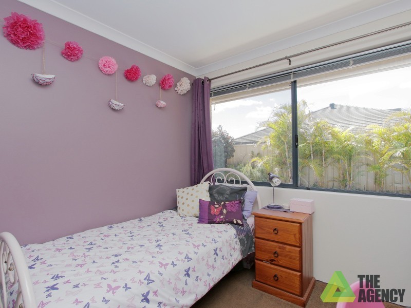 10 Davenport Promenade, Canning Vale WA 6155