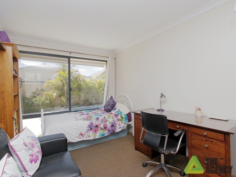 10 Davenport Promenade, Canning Vale WA 6155