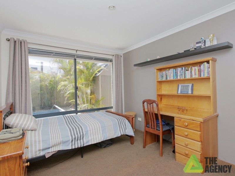 10 Davenport Promenade, Canning Vale WA 6155