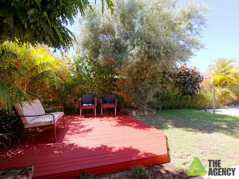 10 Davenport Promenade, Canning Vale WA 6155