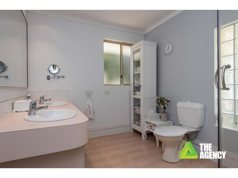 1 Urawa Road, Duncraig WA 6023