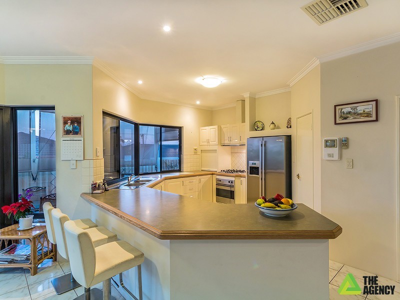 31 Whittaker Crescent, Bull Creek WA 6149