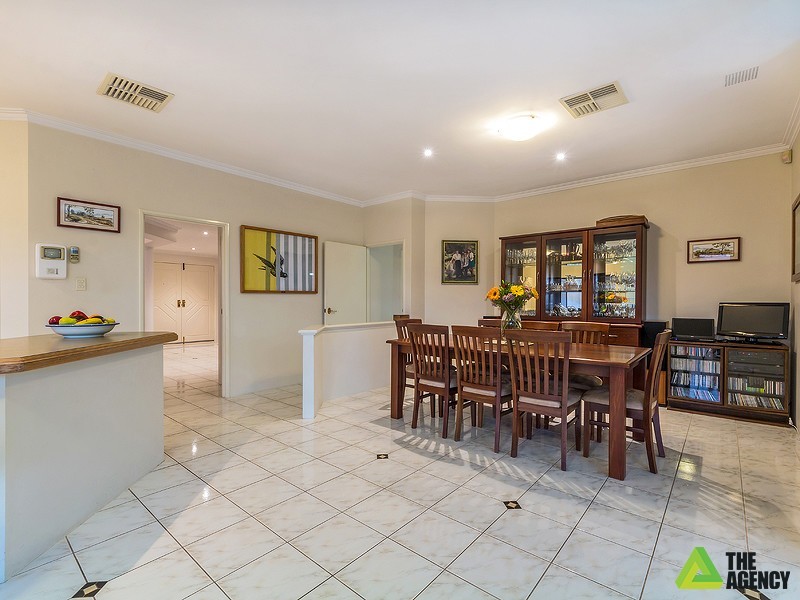31 Whittaker Crescent, Bull Creek WA 6149