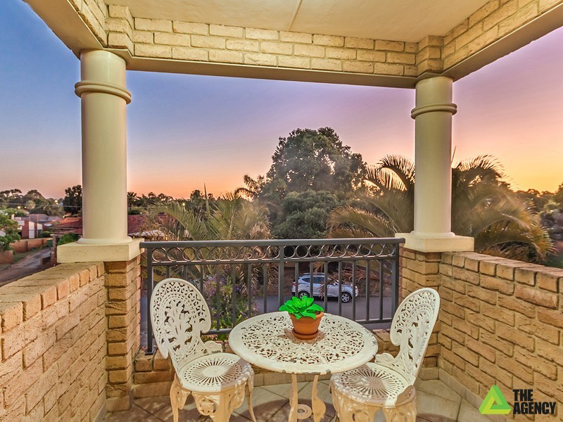 31 Whittaker Crescent, Bull Creek WA 6149