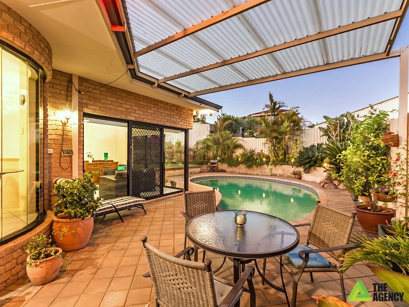 31 Whittaker Crescent, Bull Creek WA 6149