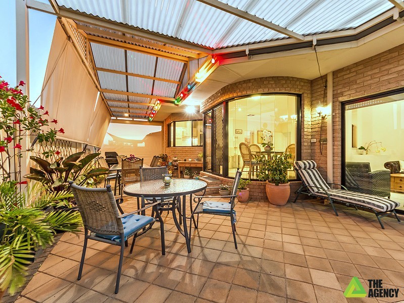 31 Whittaker Crescent, Bull Creek WA 6149