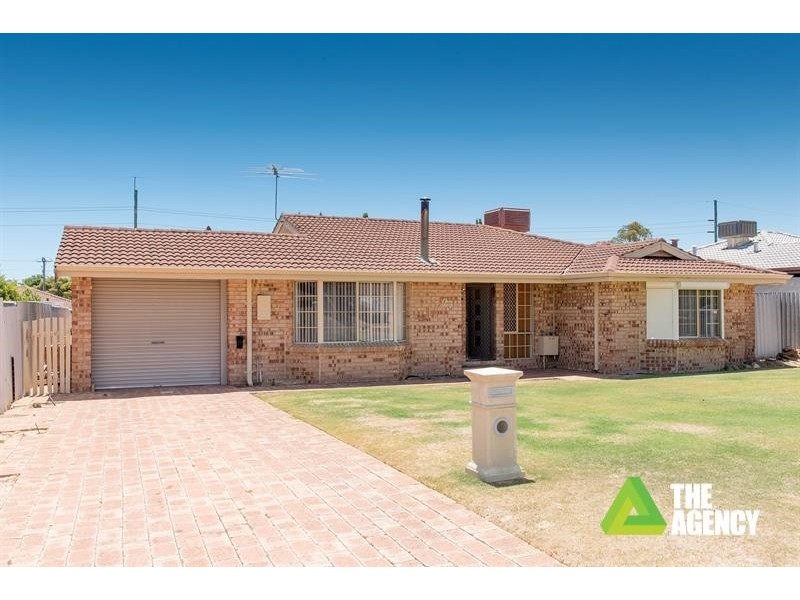 27 Pathfinder Road, Padbury WA 6025