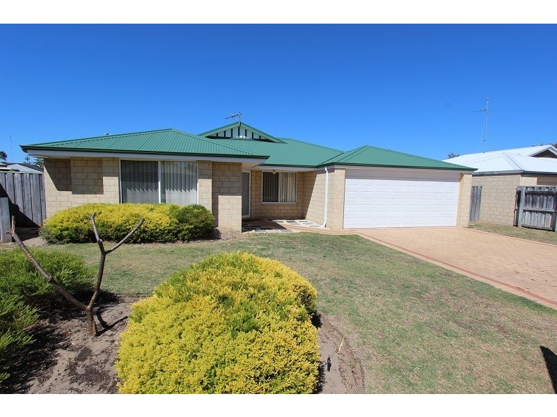 7 Aldenham Heights, Halls Head WA 6210