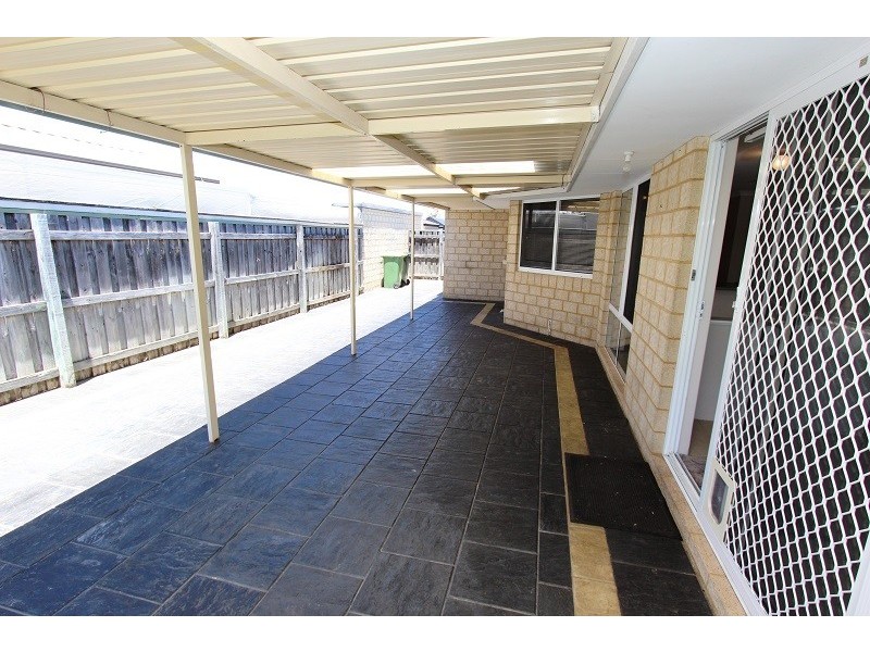 7 Aldenham Heights, Halls Head WA 6210