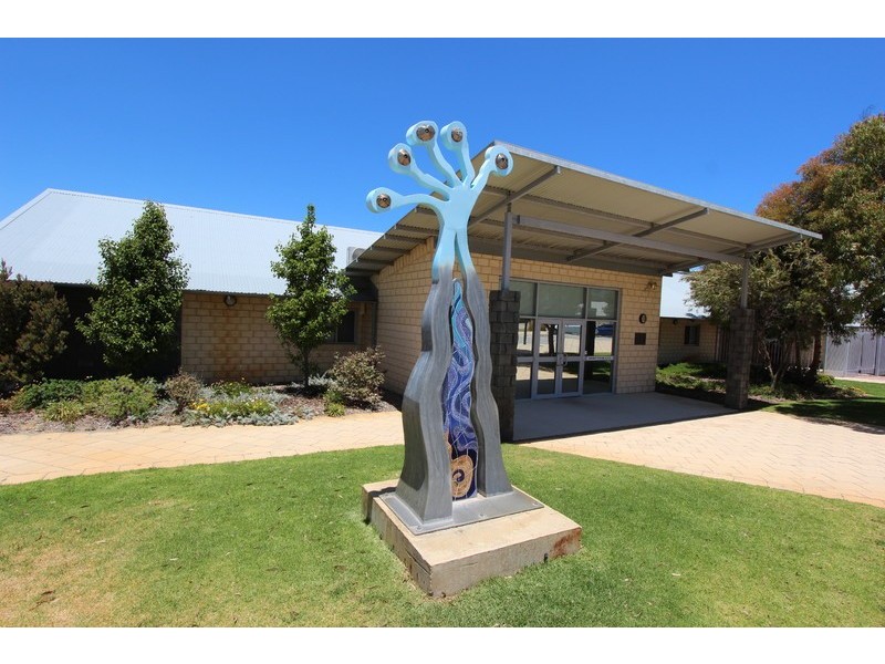 7 Aldenham Heights, Halls Head WA 6210
