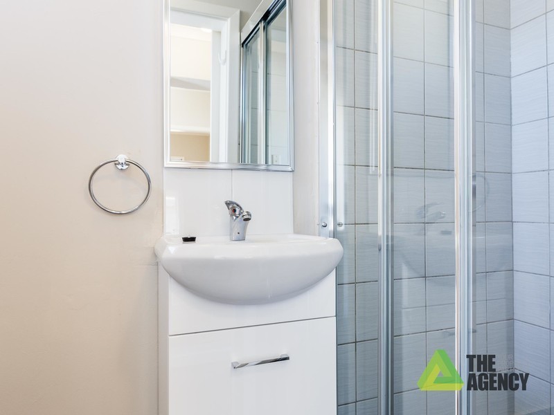 1/209 Hill View Terrace, Bentley WA 6102