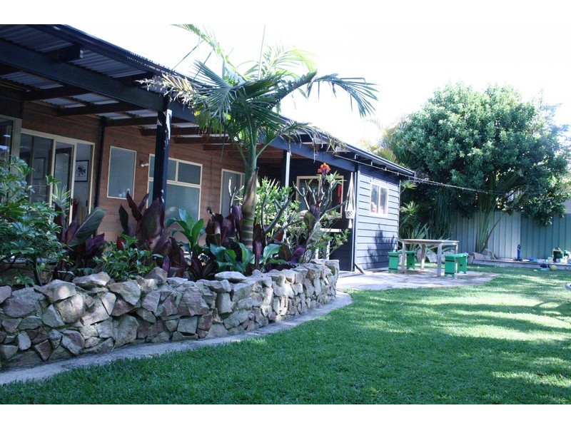 8 Ribbonvale Rise, Dunsborough WA 6281