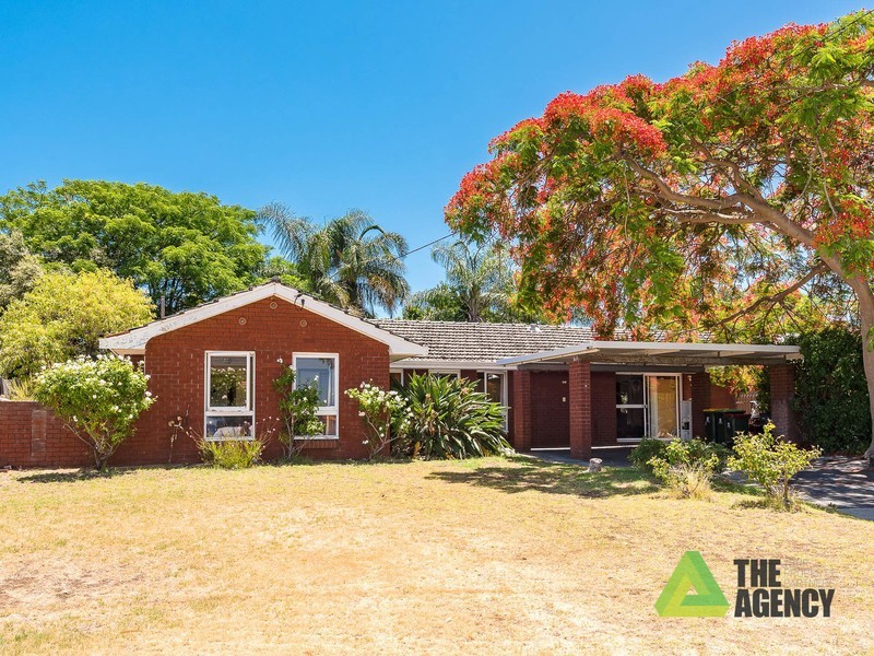 5 Pomeroy Place, Carine WA 6020