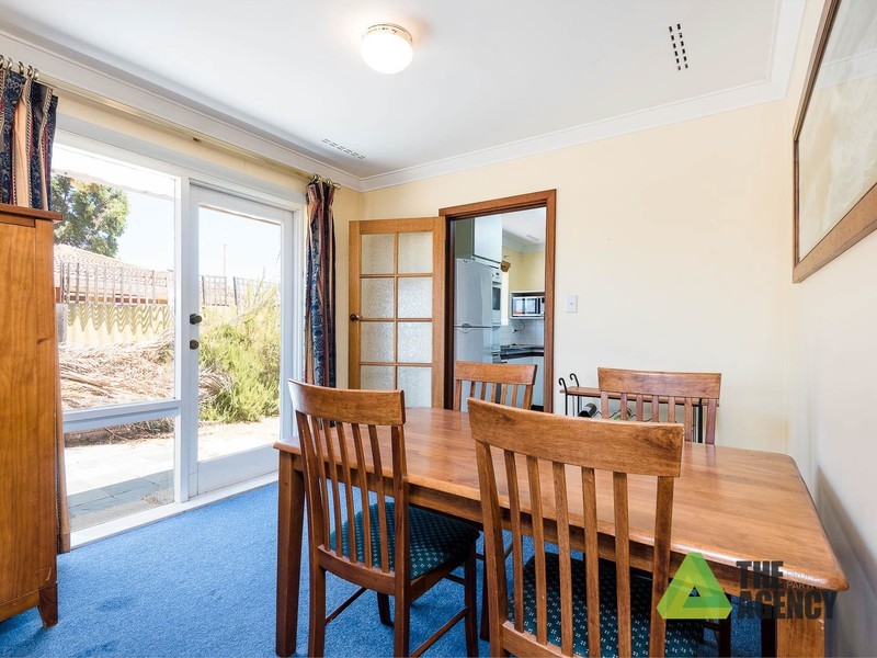 5 Pomeroy Place, Carine WA 6020