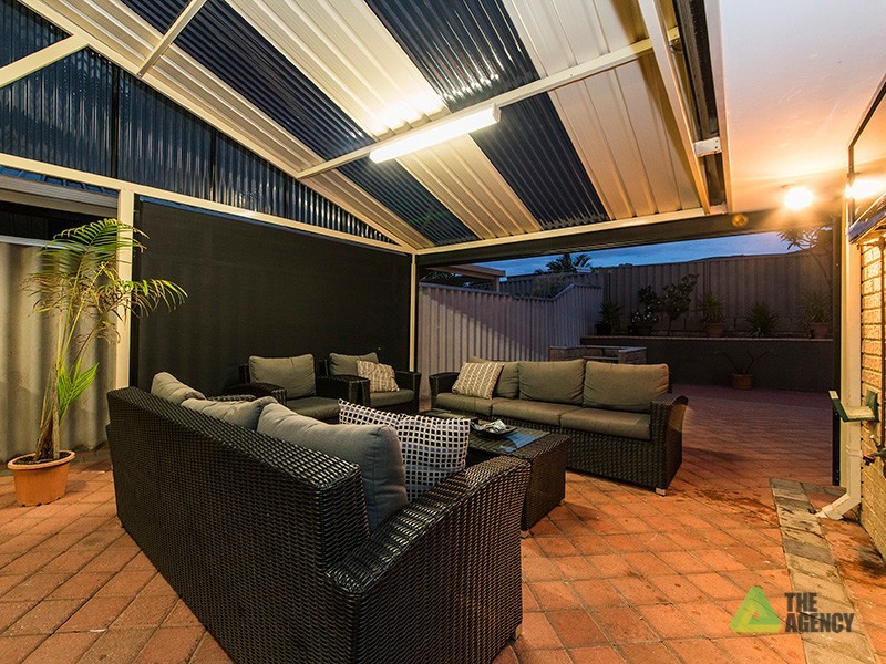 122 Highclere Boulevard, Marangaroo WA 6064