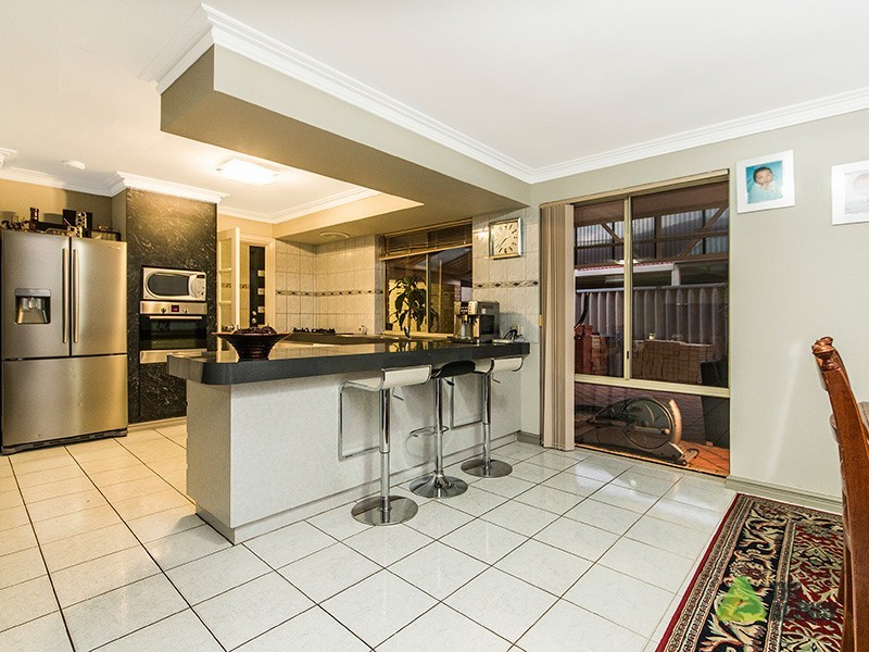 122 Highclere Boulevard, Marangaroo WA 6064