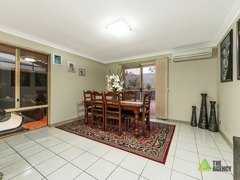 122 Highclere Boulevard, Marangaroo WA 6064