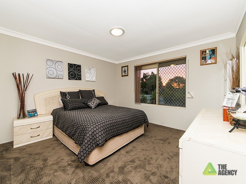 122 Highclere Boulevard, Marangaroo WA 6064