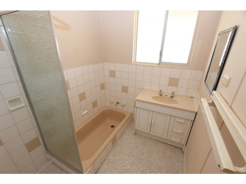 13 Maria Street, Dudley Park WA 6210