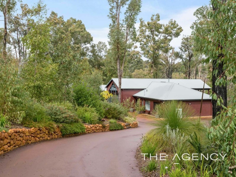 10 Kalari Way, Stoneville WA 6081