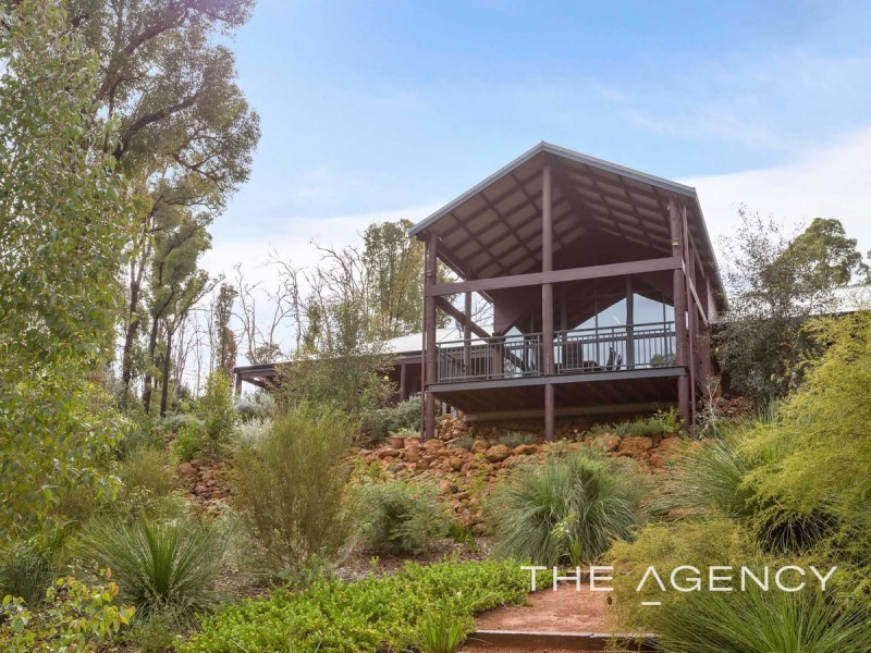 10 Kalari Way, Stoneville WA 6081