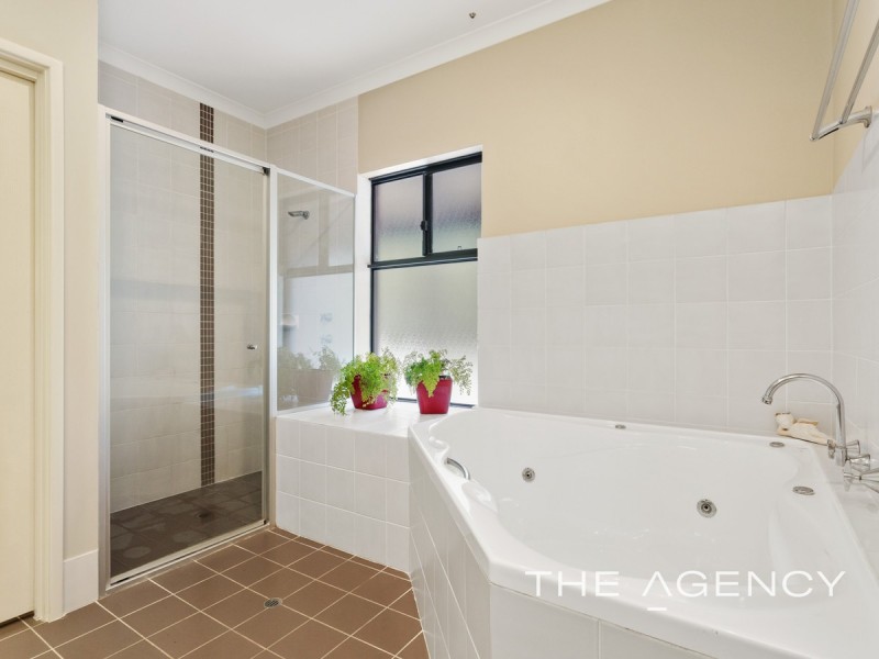 10 Kalari Way, Stoneville WA 6081