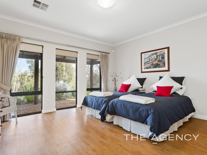 10 Kalari Way, Stoneville WA 6081