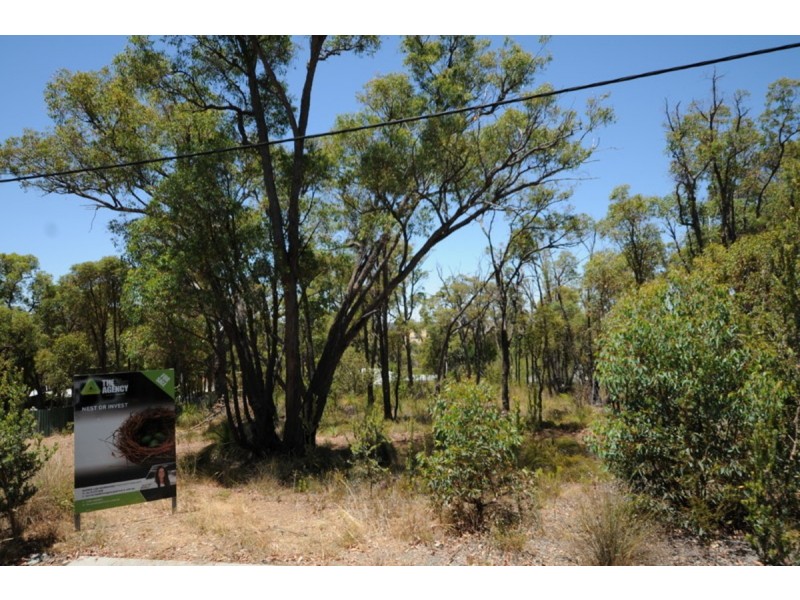 10 Dunham Glen, Wooroloo WA 6558