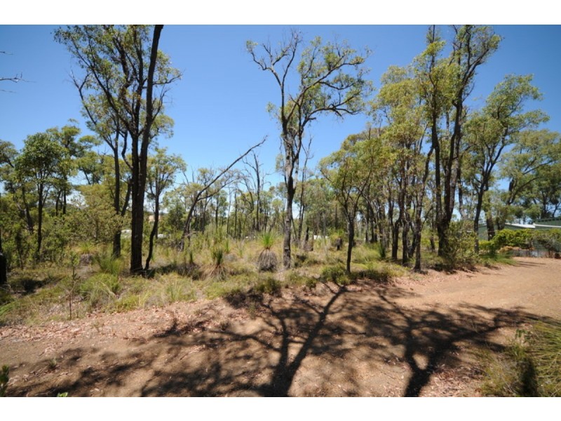 10 Dunham Glen, Wooroloo WA 6558