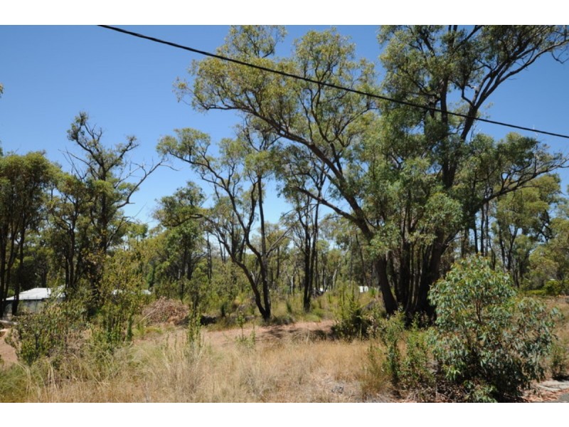 10 Dunham Glen, Wooroloo WA 6558