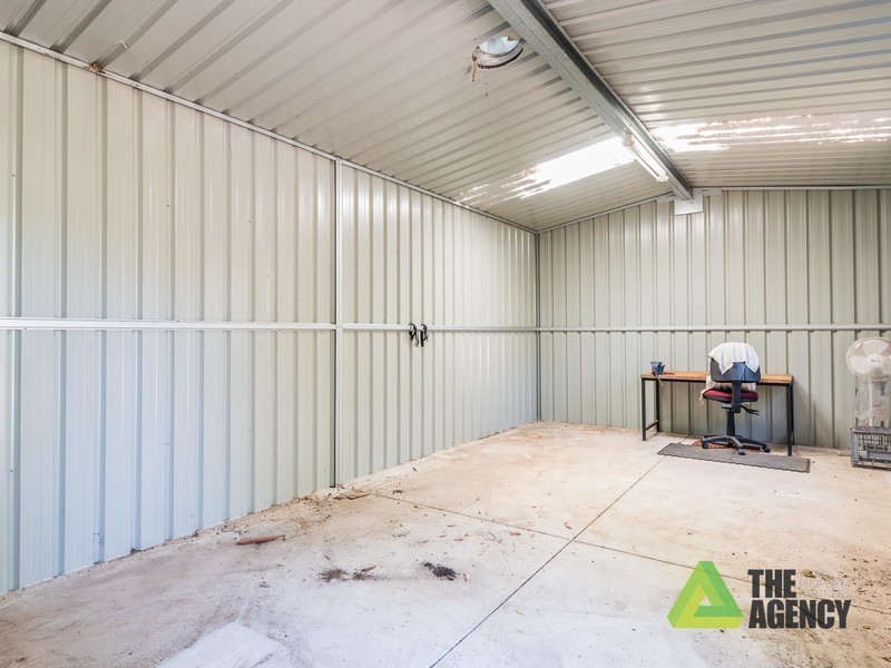 2 Glen Avon Street, Lesmurdie WA 6076