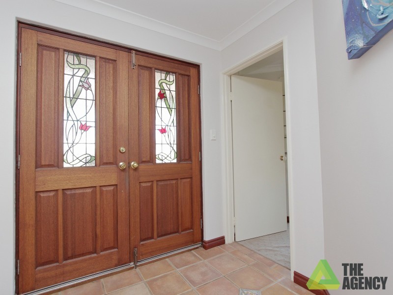 13 The Crest, Canning Vale WA 6155