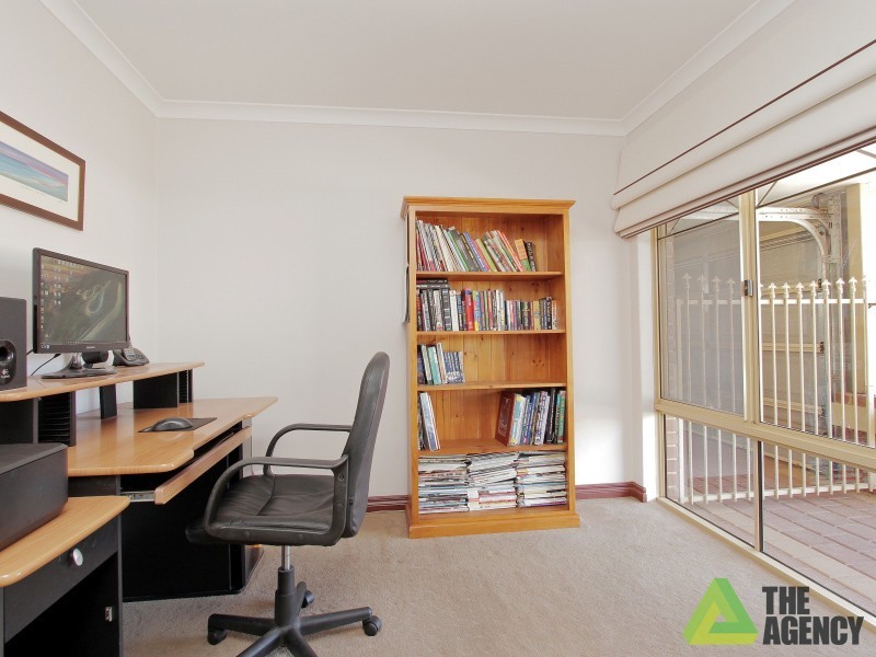 13 The Crest, Canning Vale WA 6155