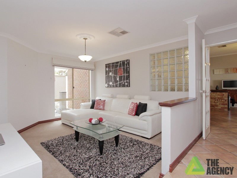 13 The Crest, Canning Vale WA 6155