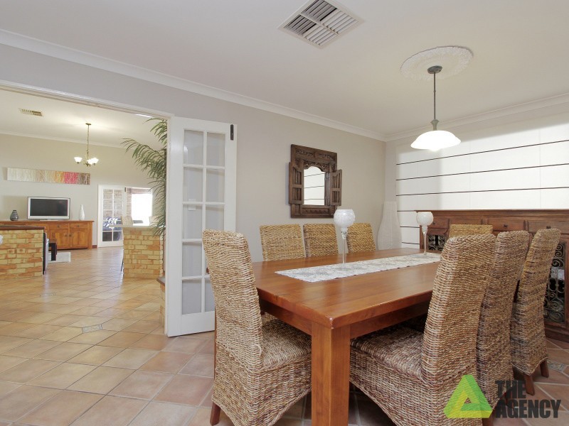 13 The Crest, Canning Vale WA 6155