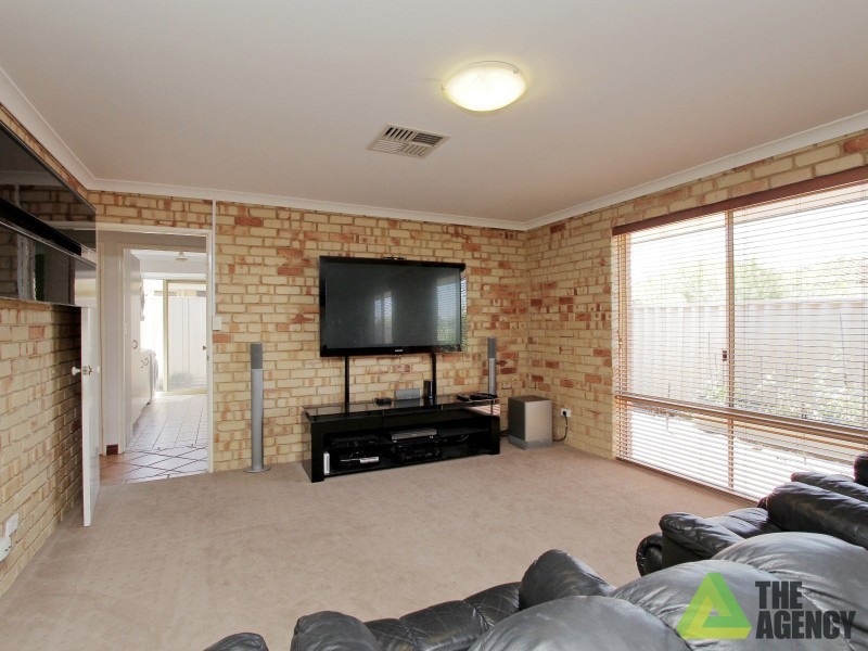 13 The Crest, Canning Vale WA 6155