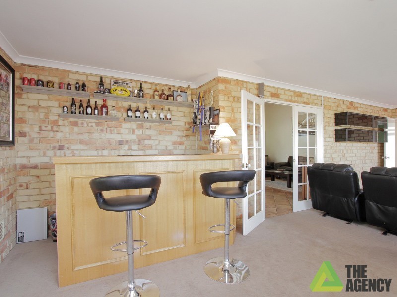 13 The Crest, Canning Vale WA 6155