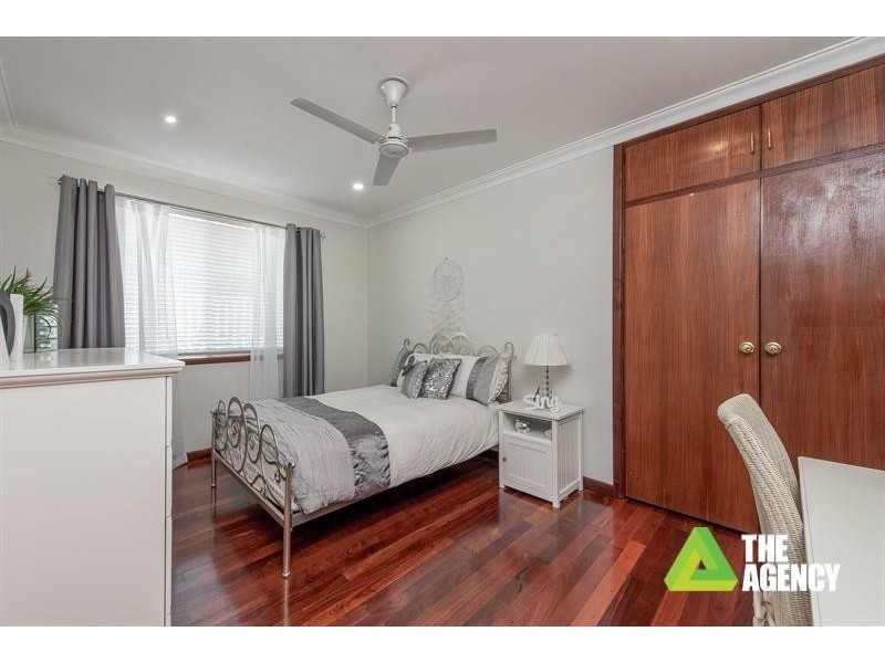 5 Macintosh Rise, Duncraig WA 6023