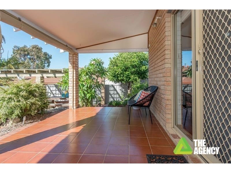 5 Macintosh Rise, Duncraig WA 6023