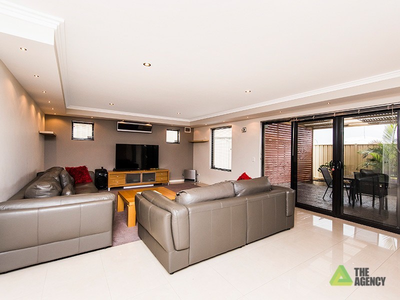 #16 Cobby Place, Marangaroo WA 6064