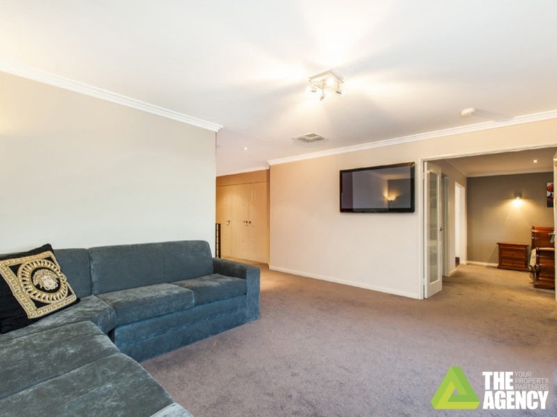 #16 Cobby Place, Marangaroo WA 6064