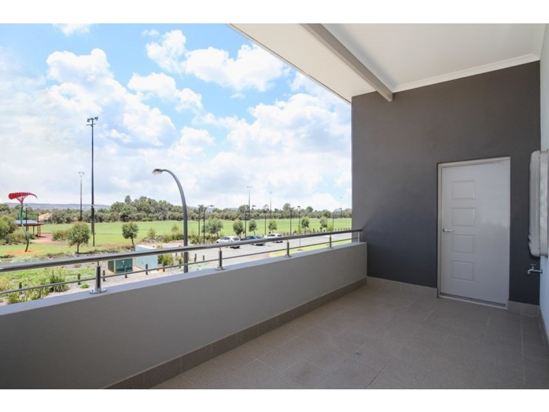 12/99 Bordeaux Lane, Ellenbrook WA 6069