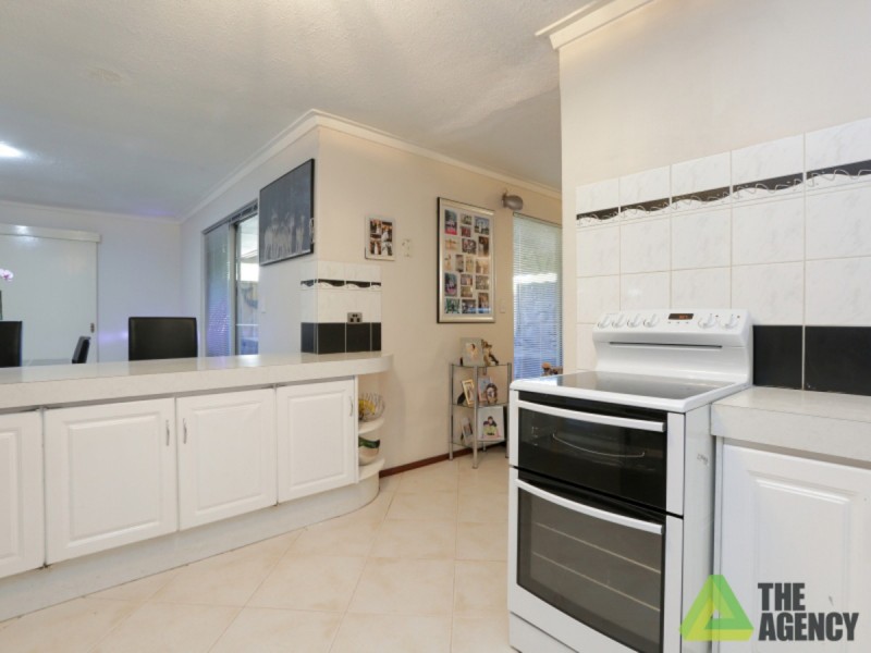 43 Cairn Road, Southern River WA 6110