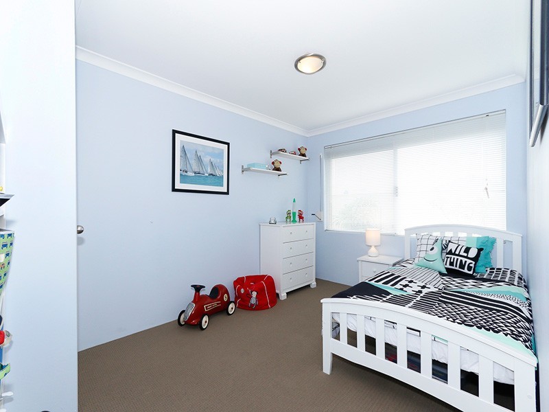 19 Castanet Drive, Madeley WA 6065