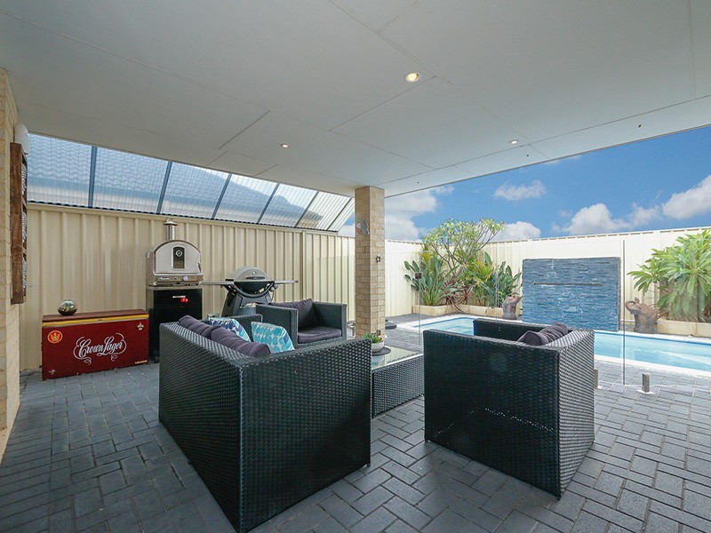 19 Castanet Drive, Madeley WA 6065