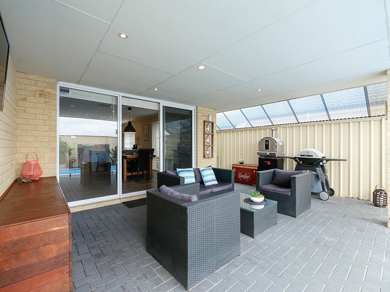 19 Castanet Drive, Madeley WA 6065