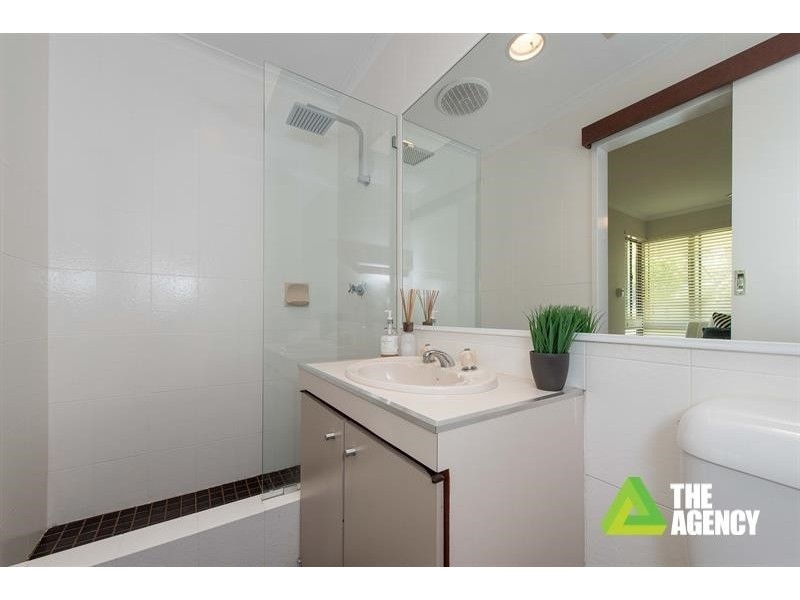 4 Netherby Road, Duncraig WA 6023