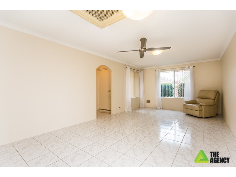 11 Diviney Court, Parkwood WA 6147