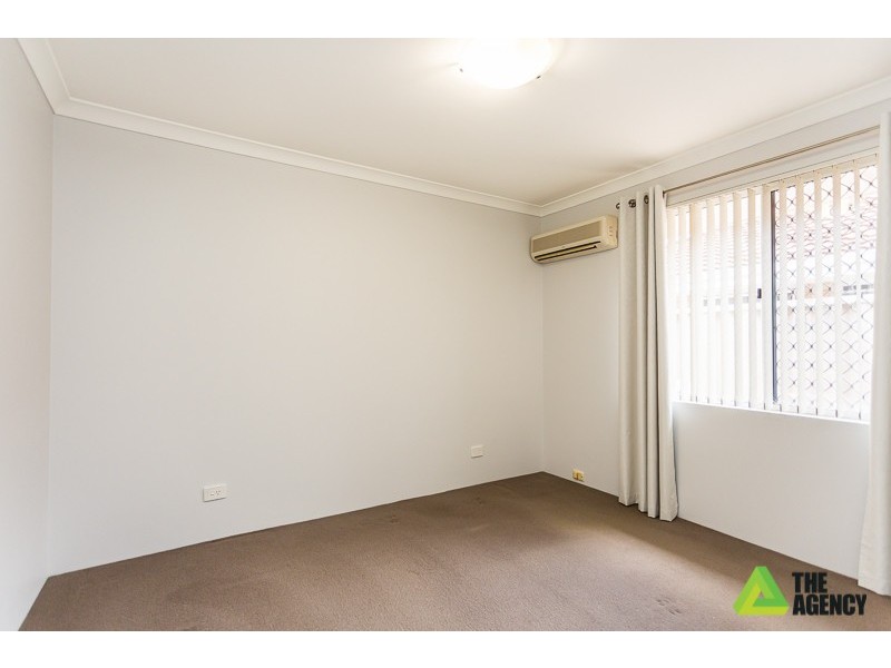 11 Diviney Court, Parkwood WA 6147